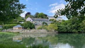 Beautiful house and lodge in Salcombe